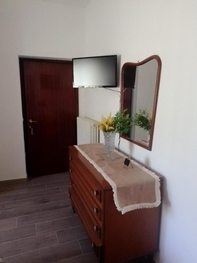 Casa Carducci Affittacamere Monteleto المظهر الخارجي الصورة